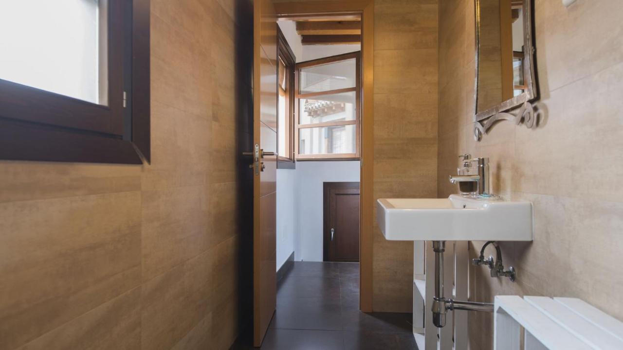 Apartamento Santa Anita En Plena Juderia By Toledo Ap Ngoại thất bức ảnh